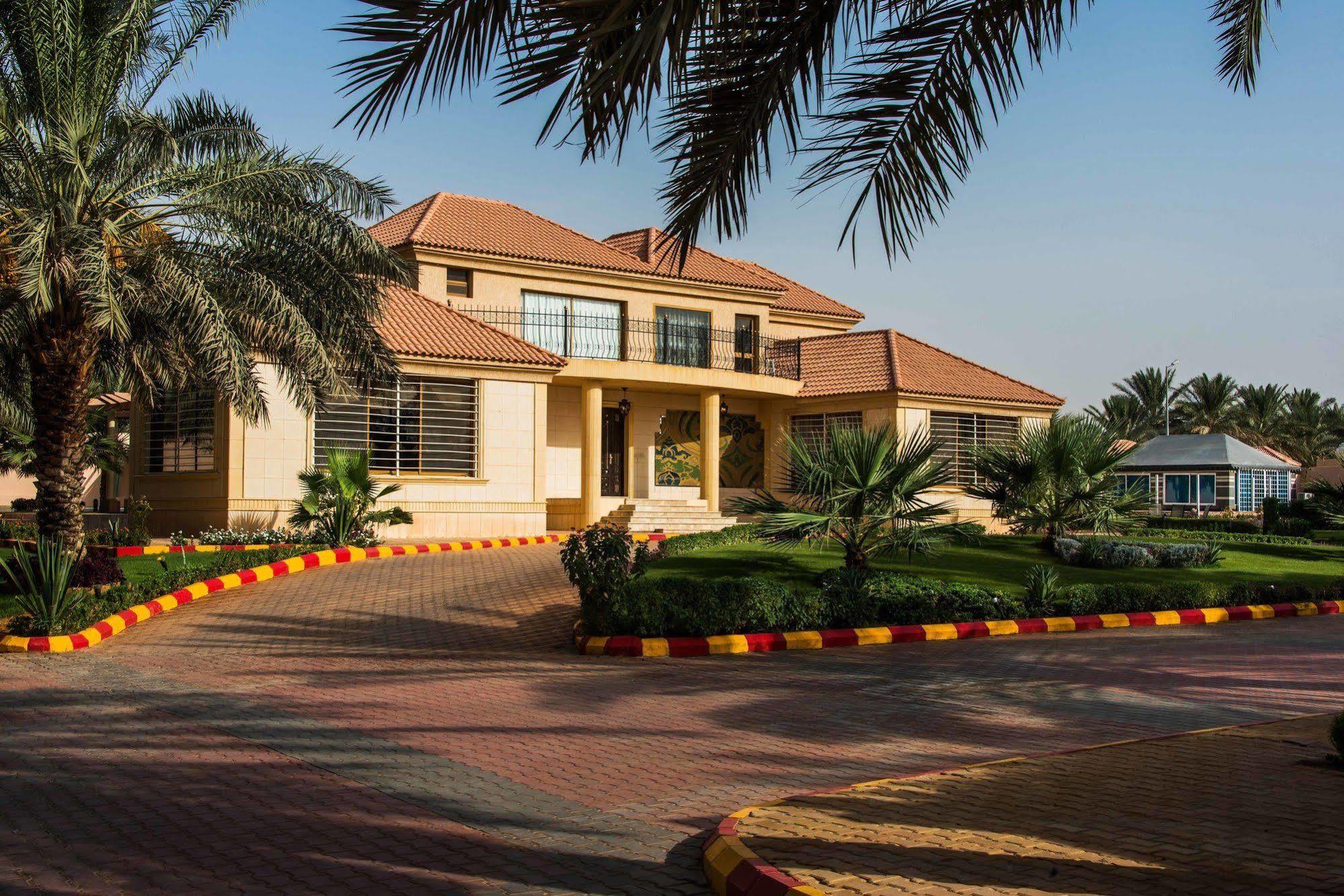 Отель Boudl Al Nakheel Унайза Экстерьер фото